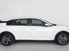 Kia K4 1.0 Tgdi Mhev Drive foto 3