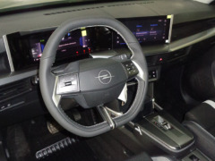 Opel Frontera Gs 1.2 Xht Hybrid Edct6 foto 12