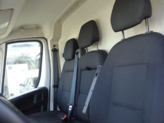 Peugeot Boxer Furgon Bluehdi 333 L2 H2 foto 9