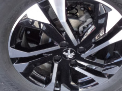 Peugeot 2008 1.2 Puretech Allure Pack foto 4