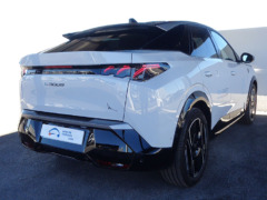 Peugeot 3008 Gt Electrico 157Kw foto 2