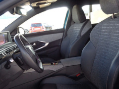 PEUGEOT 5008 ALLURE HYBRID eDCS6 foto 11