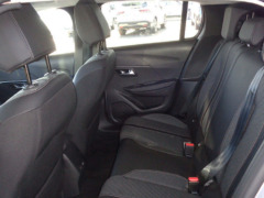 Peugeot 208 Allure Gasolina foto 8